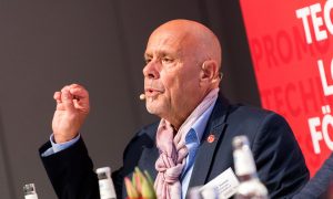 Hessen holt Harald Summa in Rat für Digitalethik