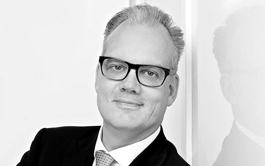 „Sicherheits- und Vertrauensfunktionen brauchen wir von Anfang an im Auto“