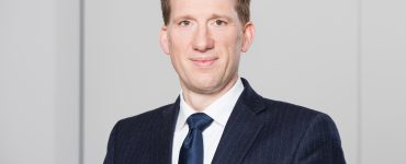 Dr. Arne Barinka