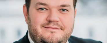 Dr. Sebastian Groß
