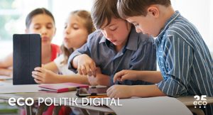 Digitalisierung der Schulen mit Hochdruck vorantreiben