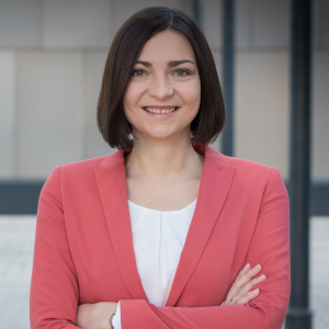 Dr. Julia König Julia König