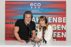 Neues Moderations-Duo und Redaktionskonzept für eco Podcast „Das Ohr am Netz“