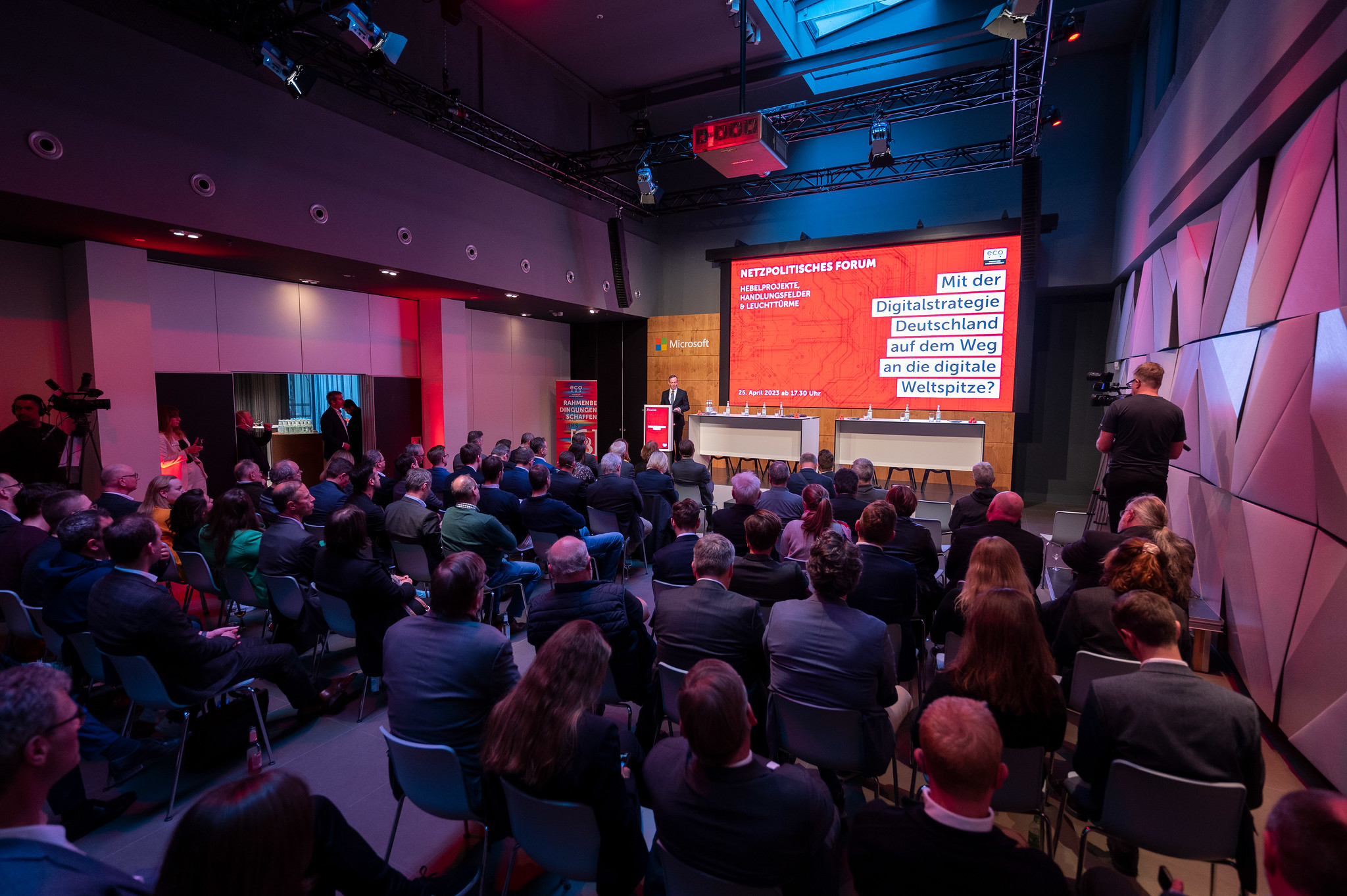 Zehn Jahre Digitalpolitik im Gespräch: Das Netzpolitische Forum feiert Jubiläum 4